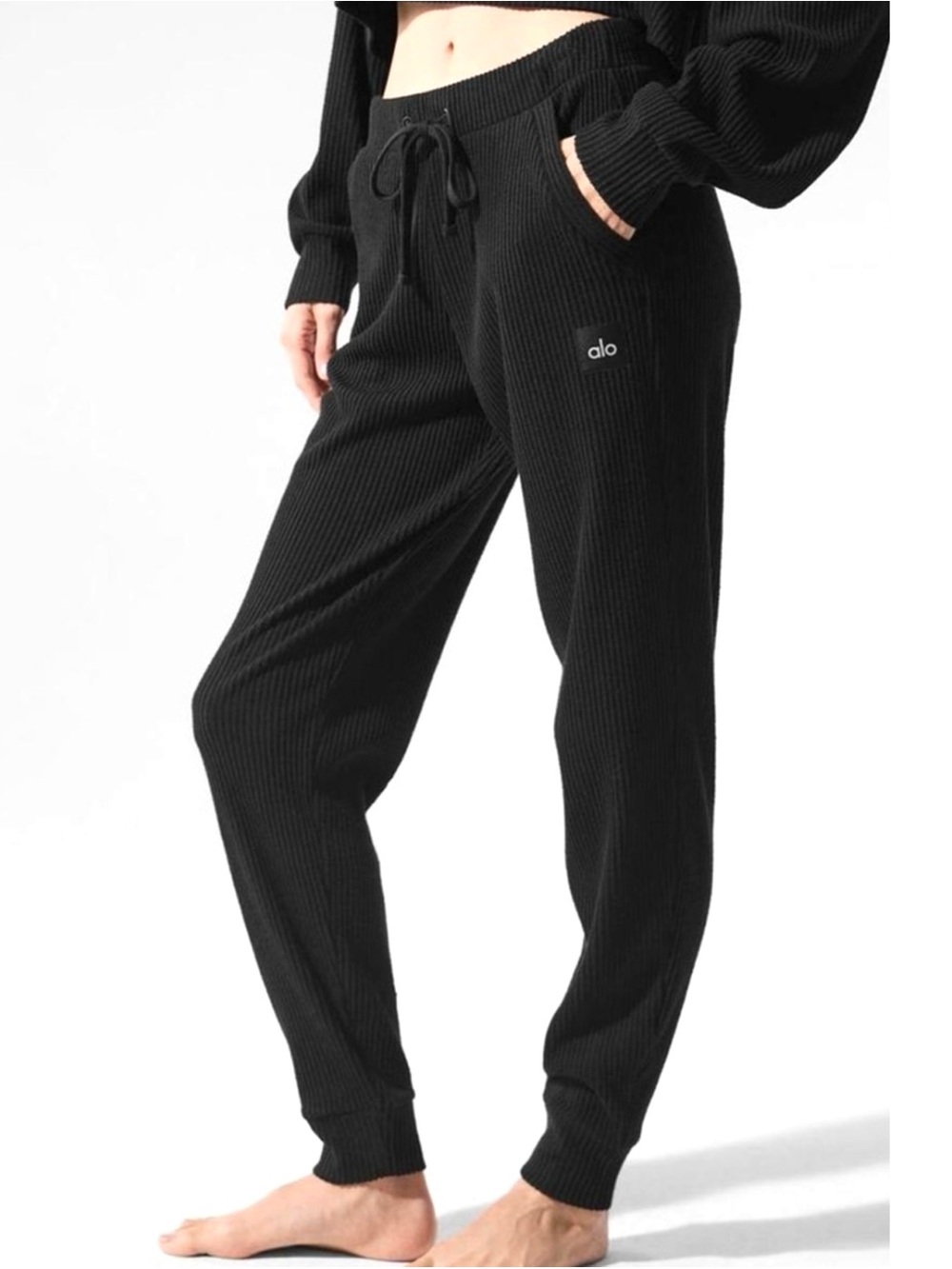 ALO Yoga Women's Black Ribbed Jogger Pantsr.Size Small